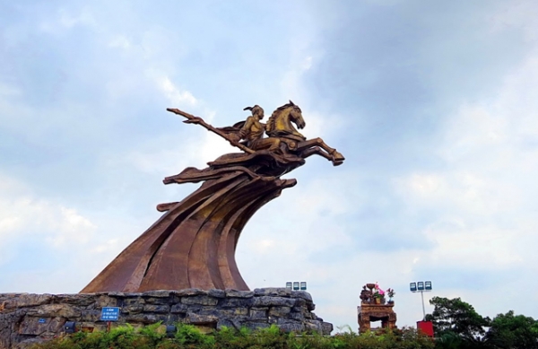 dia-chi-cho-thue-xe-di-den-giong-re-nhat-moi-nhat-tai-ha-noi