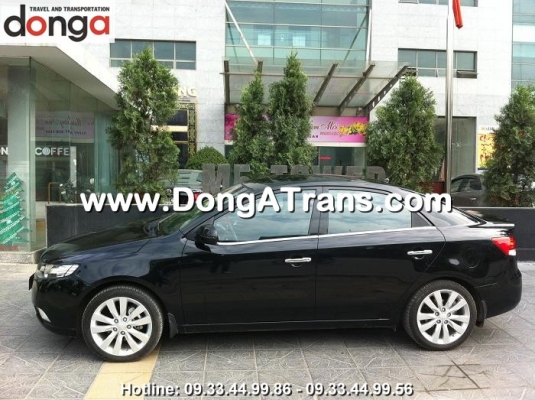 ha-noi-ch0-thue-xe-doi-moi-gia-re-di-cua-ong-co-be-cua-suot