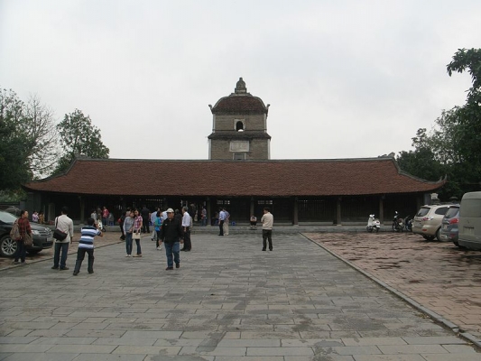 CHO-THUE-XE-DI-CHUA-DAU