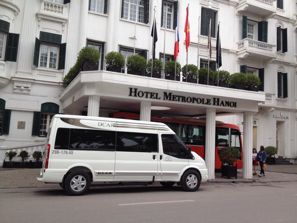 cho-thue-xe-d-car-limousine (2)