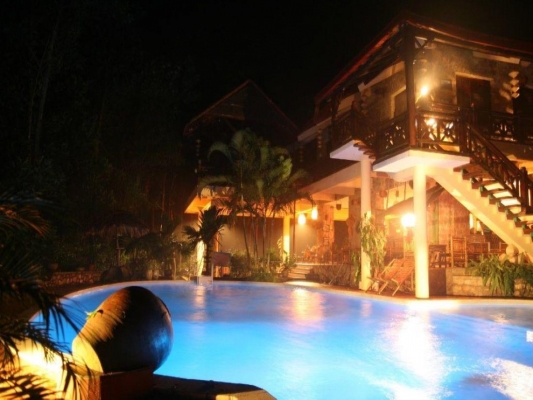 cho-thue-xe-di-vit-co-xanh-resort-hoa-binh-36