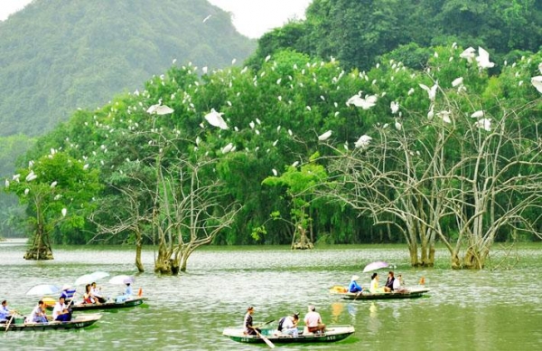 kinh-nghiem-du-lich-suoi-nuoc-nong-kenh-ga-ninh-binh-12